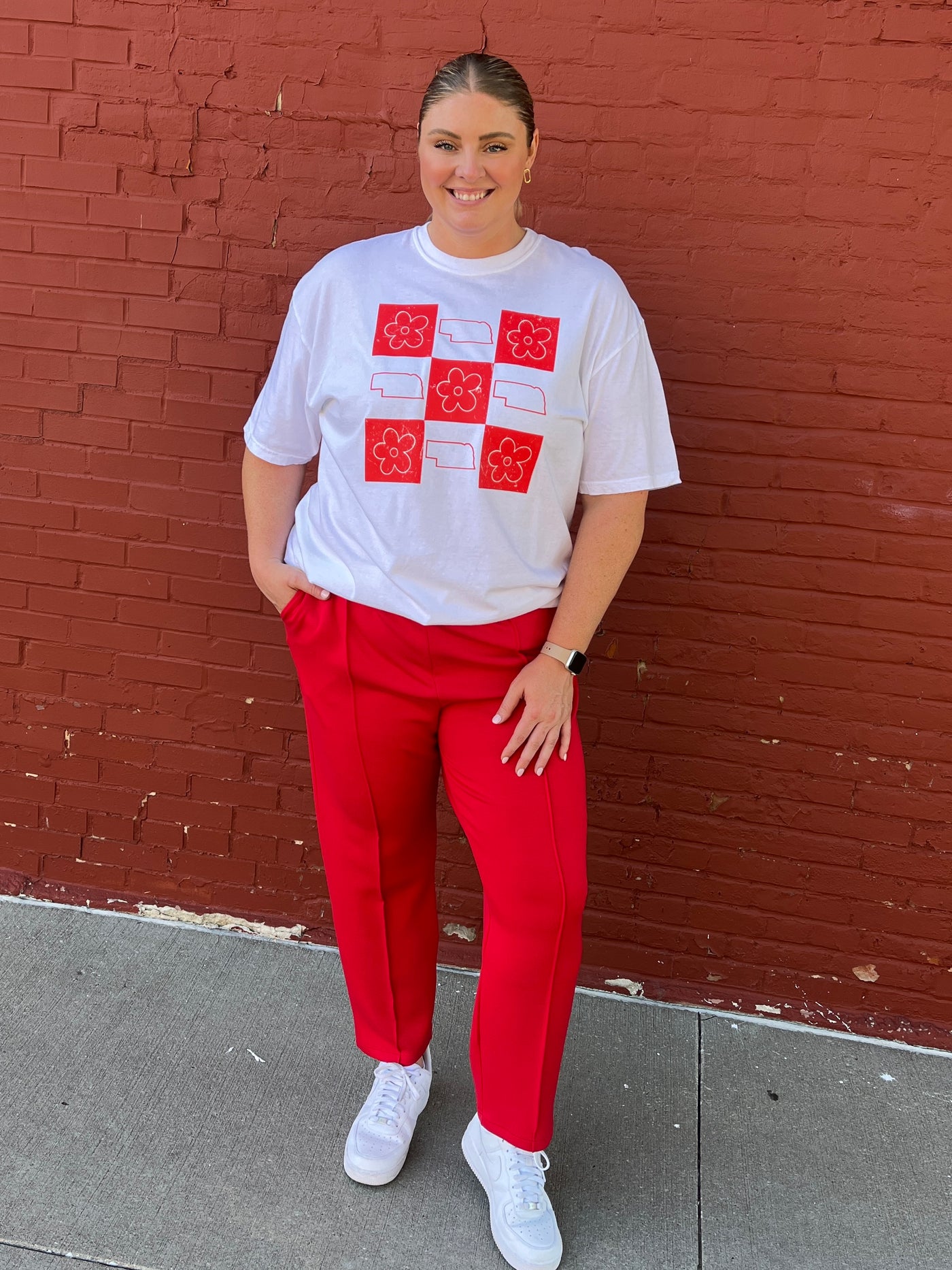 Nebraska Retro Flower Tee