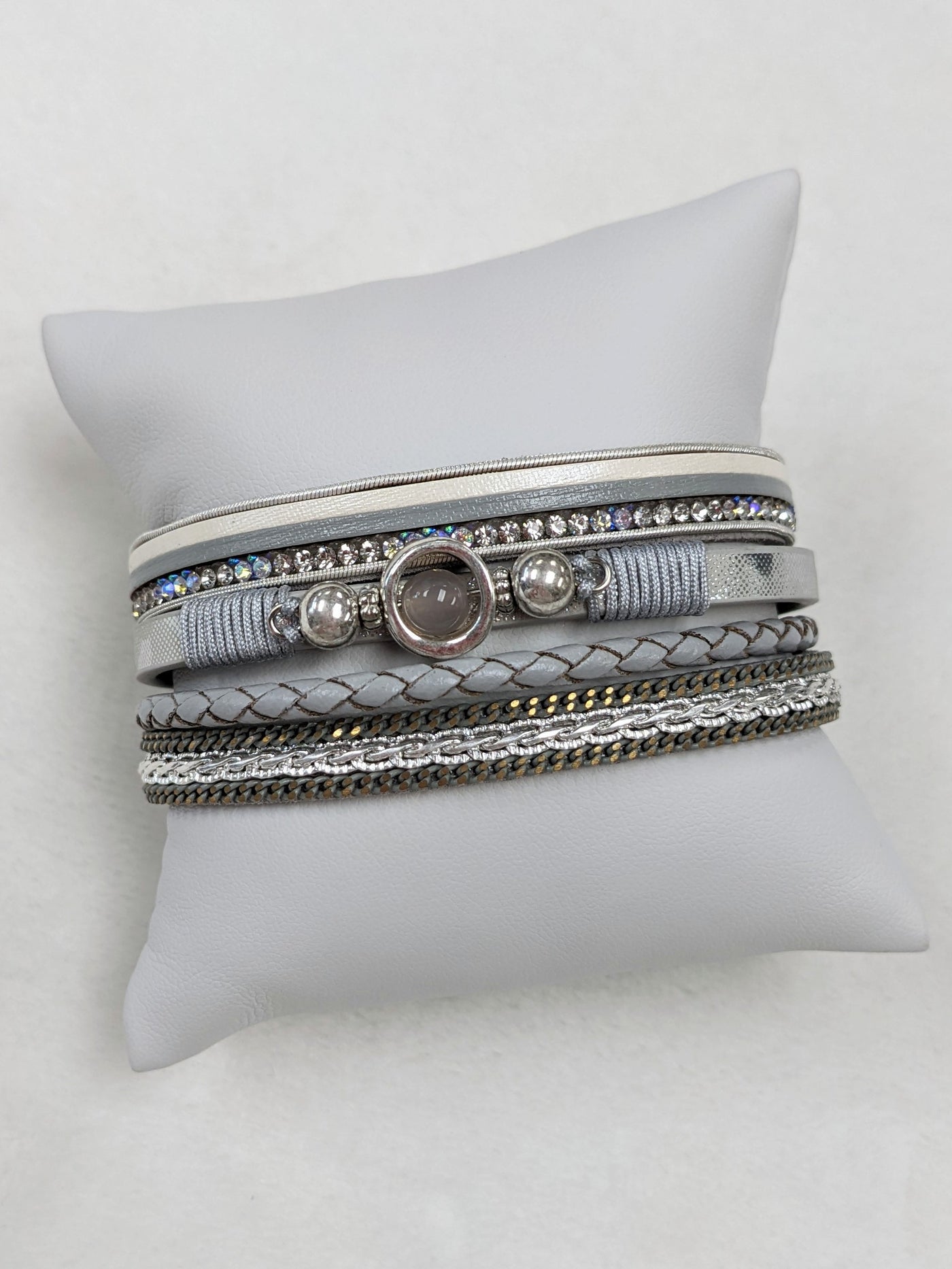 Round Bead Magnetic Bracelet