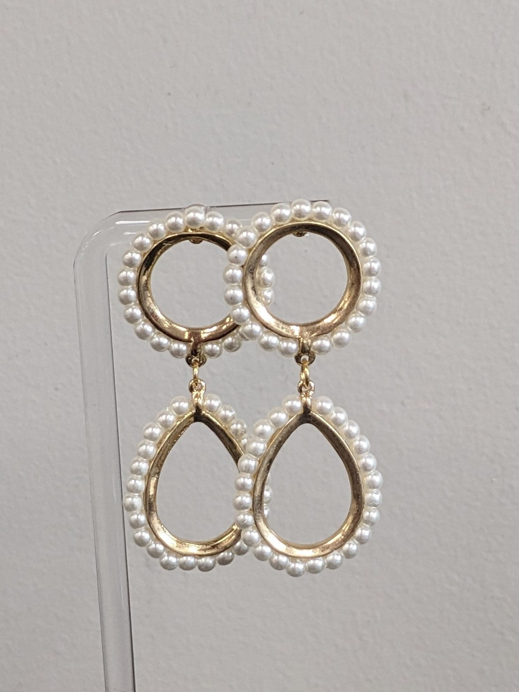 Pearly Dangle Earrings