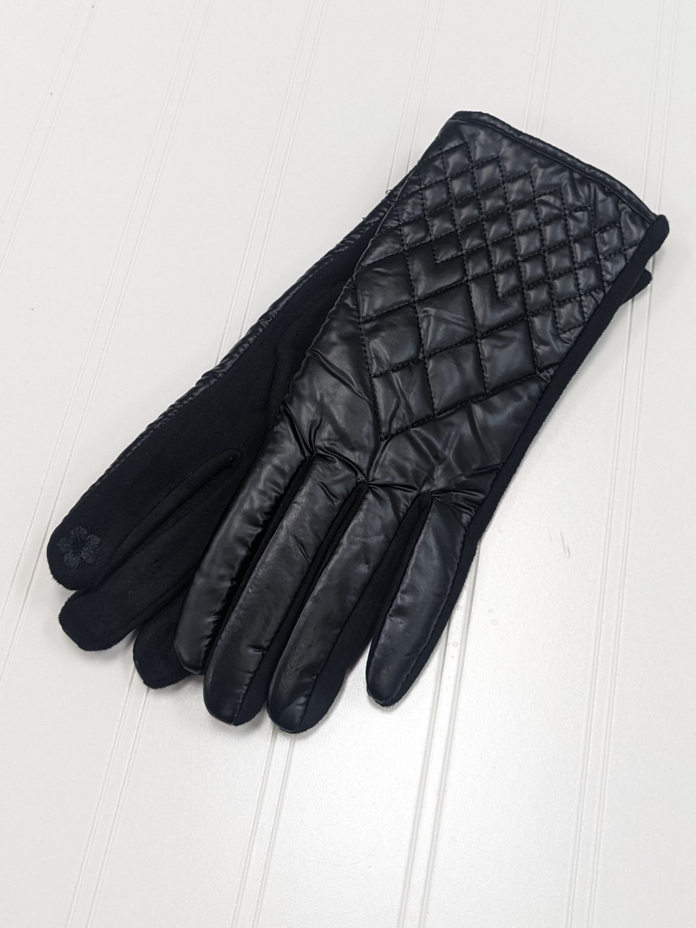 Black Quilted Gloves