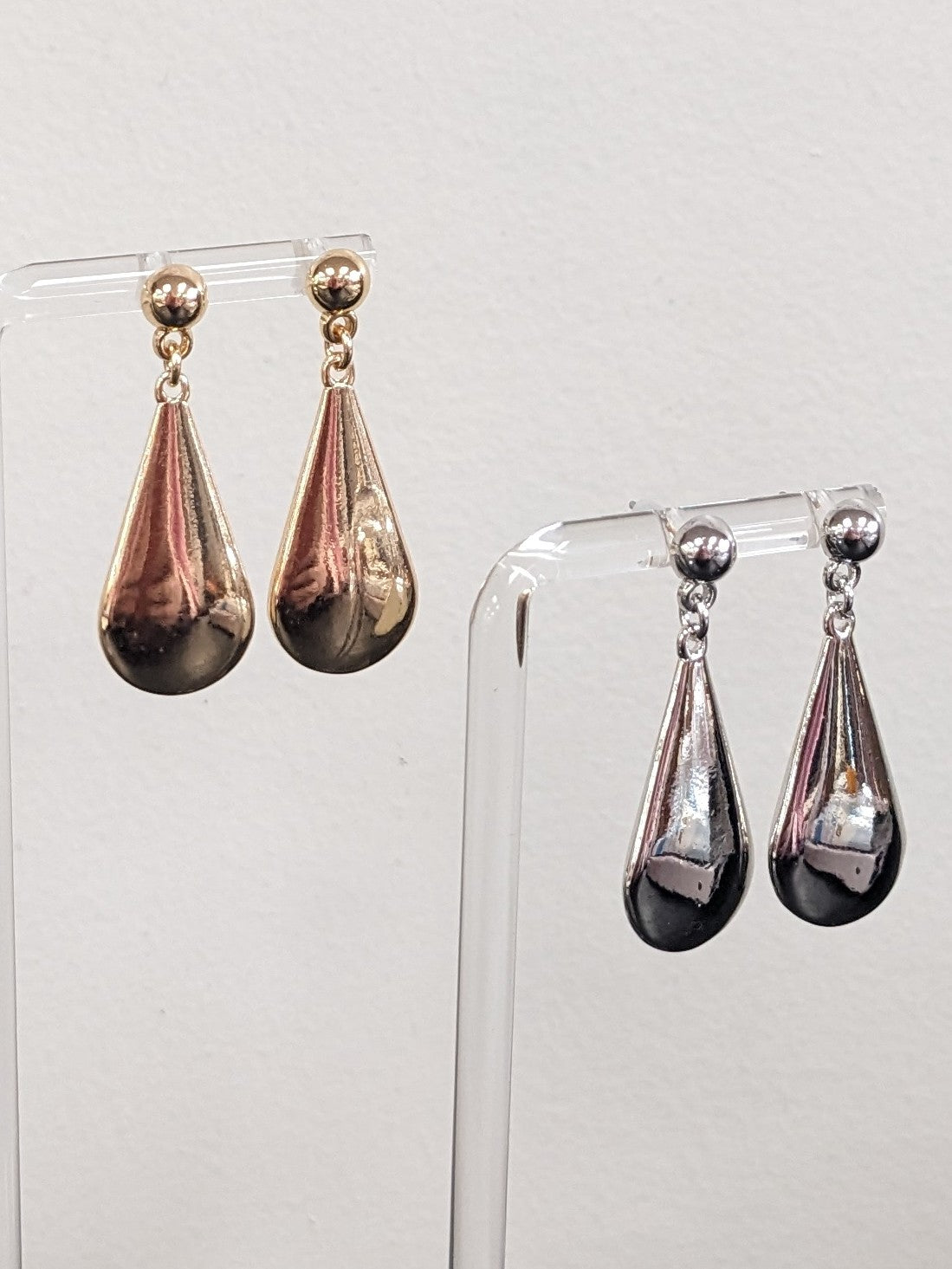 Metal Teardrop Earrings